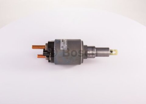 Obrázok Elektromagnetický spínač pre żtartér BOSCH 2 339 402 230